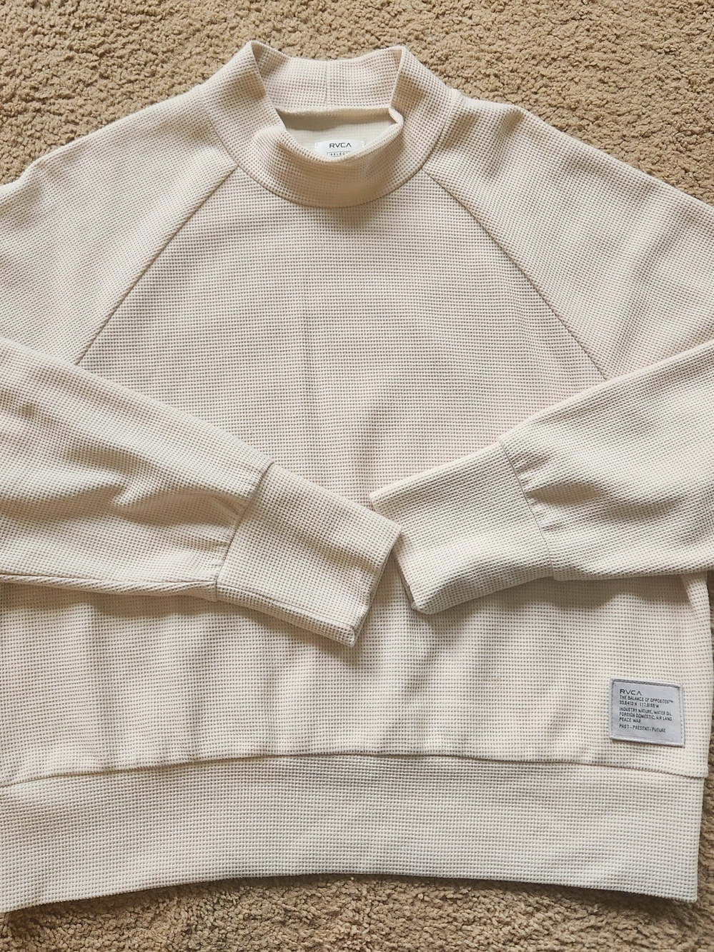 RVCA Women's Cream Waffle-Knit Mock Neck Sweater size L